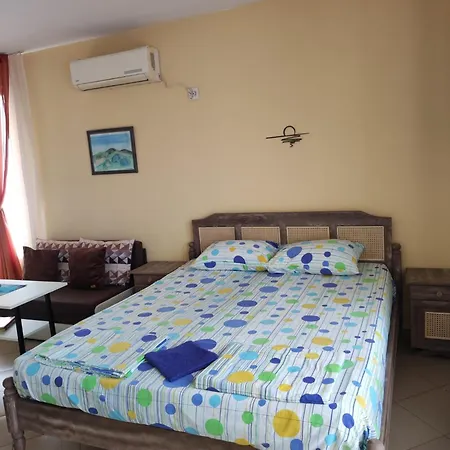 студио слънчево утро Apartmán