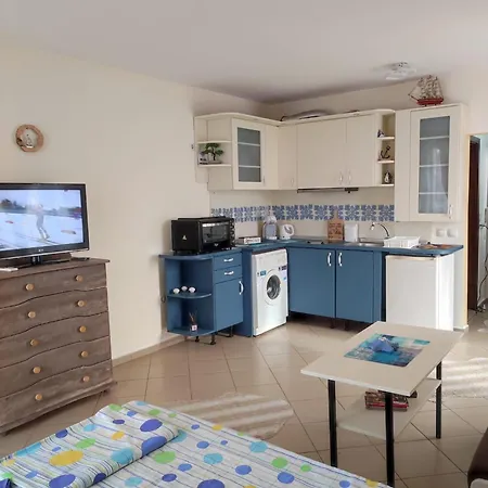 студио слънчево утро Apartmán *