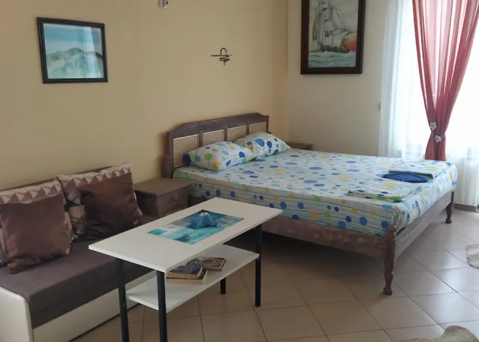 студио слънчево утро Burgas City