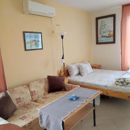 Apartment студио слънчево утро Burgas