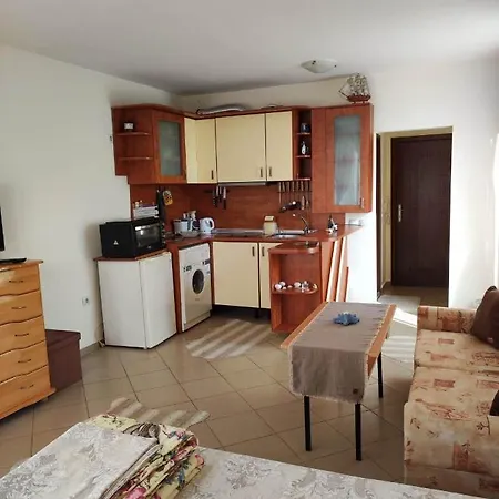 студио слънчево утро Apartamento Burgas