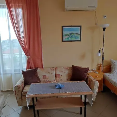 студио слънчево утро Apartment *