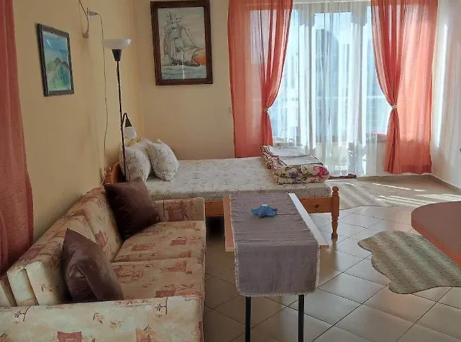 студио слънчево утро *